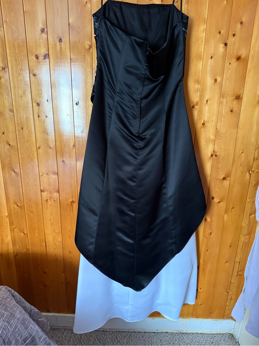 Two-Tone Black & White Formal Gown - Picture 7 of 7